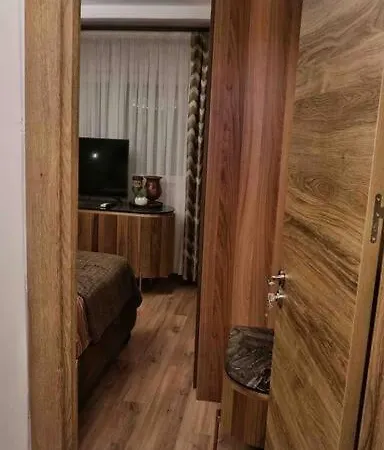 New Luxury 3-bedroom Apartment